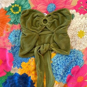 Princess Polly - Loriella Ring Detail Crop Top (green) - US 0